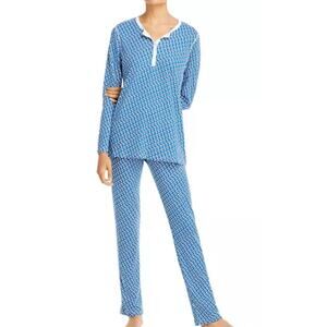 NWT Bloomie's X Roller Rabbit SZ. XL MSRP  $138